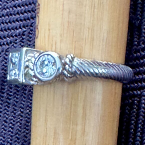 Judith Ripka Sterling Silver Diamonique 3 Stone Set Ring Womens size 6 - Picture 3 of 8